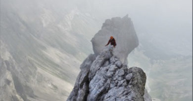 arete doigt pointe percee