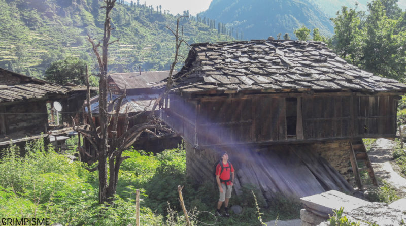 pulga, vallée de la parvati, inde, himalaya