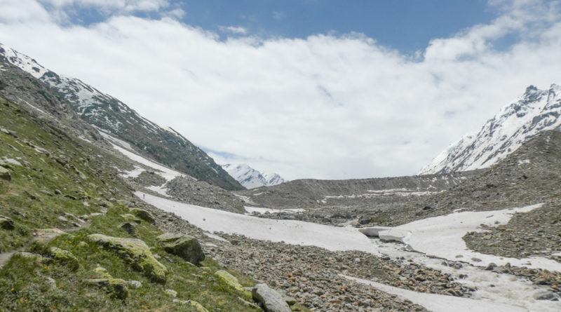 mantalai lake parvati valley