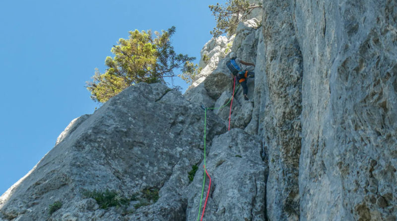 voie escalade franco suisse rochers leschaux