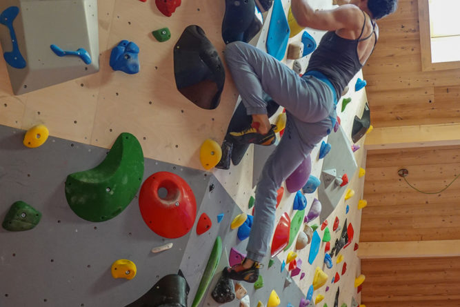 salle escalade arquee libre chamonix climbing gym