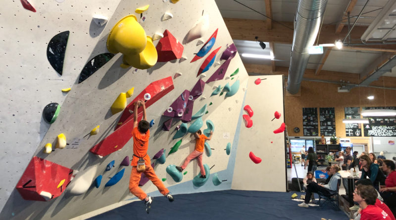 competition escalade bloc boulder climbing