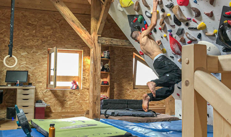 salle escalade climbing gymm magland arquee libre