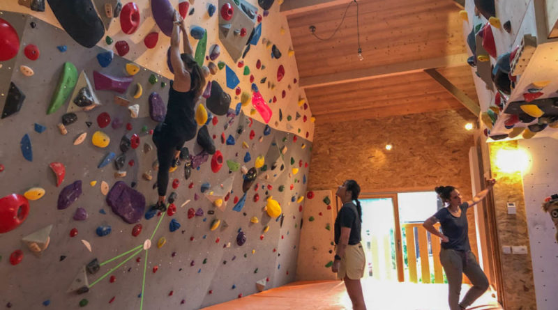 salle escalade climbing gymm magland arquee libre