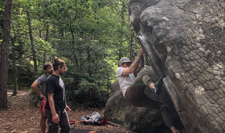 bloc fontainebleau bouldering