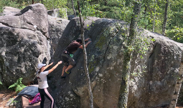bloc fontainebleau bouldering